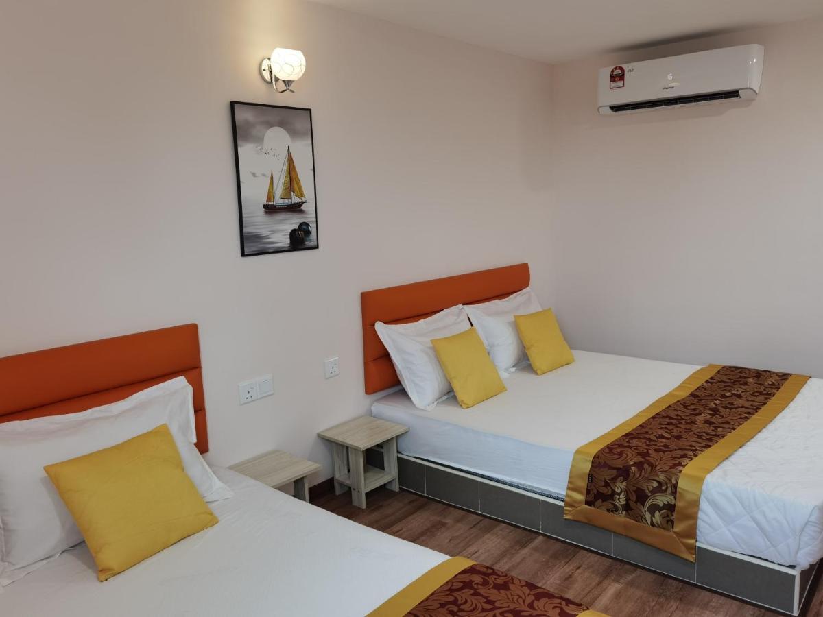 Mornings Hotel Сунгай Петани Екстериор снимка