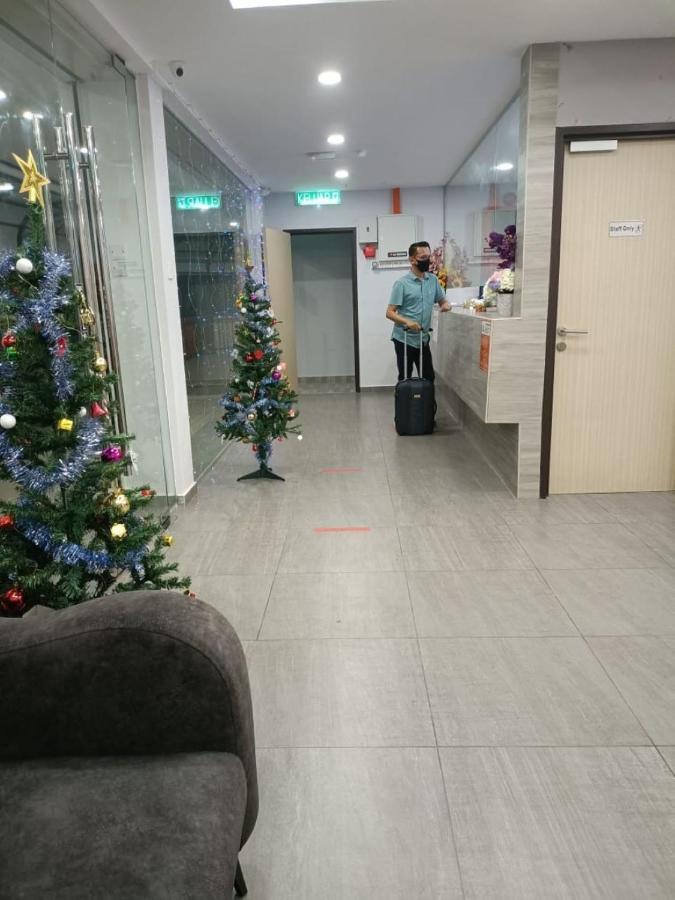Mornings Hotel Сунгай Петани Екстериор снимка